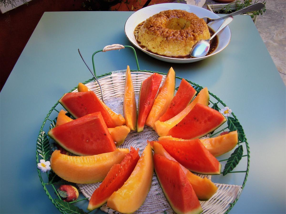 Bed And Breakfast Au Soleil Marsillargues Exterior photo