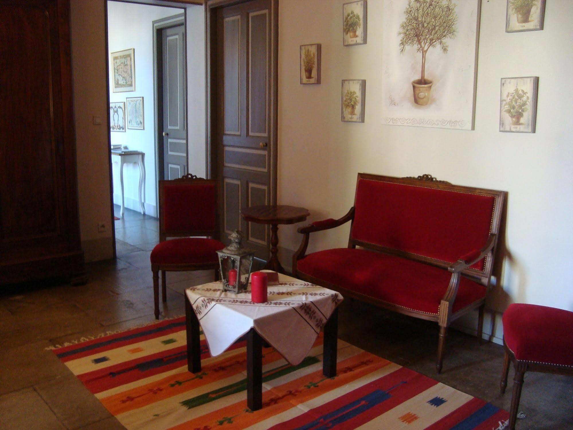 Bed And Breakfast Au Soleil Marsillargues Exterior photo