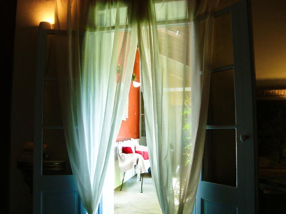 Bed And Breakfast Au Soleil Marsillargues Exterior photo